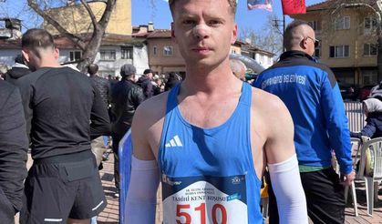 Bursa'da 18. Uluslararası Osmangazi Tarihi Kent Koşusu gerçekleştirildi