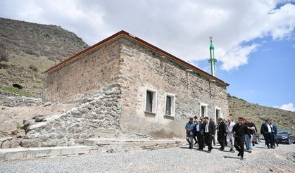 Seyyid Abdul İlyas Hazretleri türbesi restore ediliyor