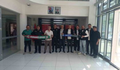 Tarihi derbi öncesi birlik, beraberlik ve güvenlik adına iki camia bir araya geldi