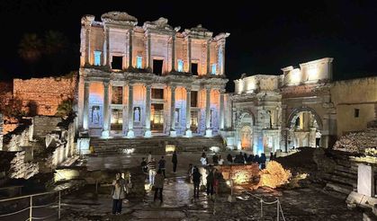 Efes'te gece müzeciliği gençlerle buluşuyor
