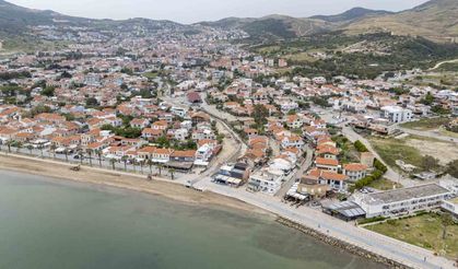 Yeni Foça'da tarihi dere yatağı güçlendiriliyor