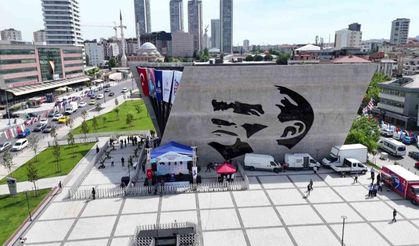 Ataşehir'de Yüzüncü Yıl Atatürk Müzesi ve Kütüphanesi ile İçerenköy Meydanı açıldı