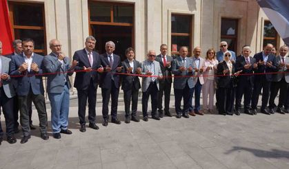 Karaman'da Ahmet Keleşoğlu Arkeoloji ve Etnografya Müzesi törenle açıldı