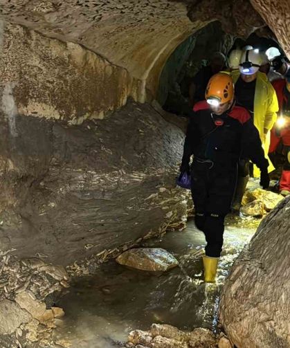 2 milyar yıllık mağara turizme kazandırılacak