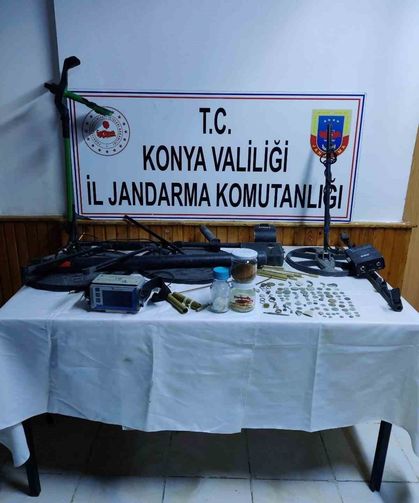 Konya'da jandarma ekiplerinden tarihi eser operasyonu