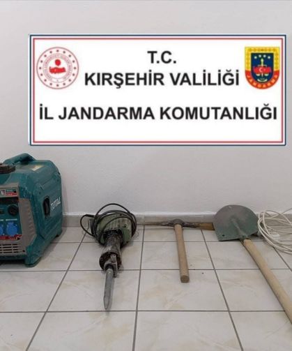 Kırşehir'de izinsiz kazı yapan şüpheli yakalandı