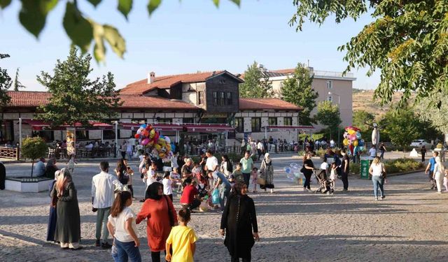 5 Bin Yıllık Harput’ta Turizm Hareketliliği Başladı