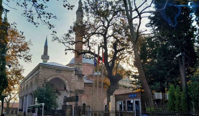 Tarihi Cami ve Türbelerdeki Güvenlikler Kaldırılıyor