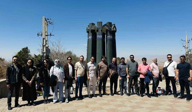 Yüksekovalılar Tebriz’in Tarihini Keşfetti