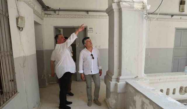 120 Yıllık Tarihi Binada Restorasyon Başlayamıyor