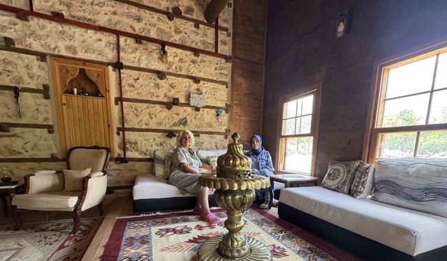 Düğmeli Evi Restore Edip Turizme Kazandırdı