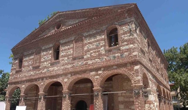 Özlüce Camii Yeniden İbadete Açıldı