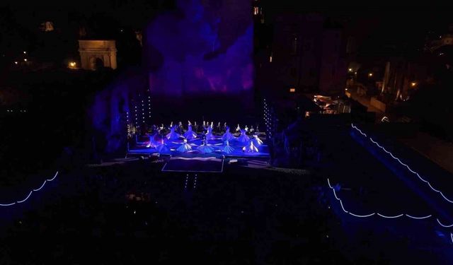 Roma’daki Tarihi Kolezyum’da İlk