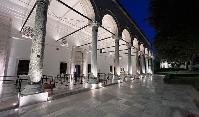 Topkapı Sarayı Kapılarını En Uzun Günün Akşamında Ziyarete Açıyor