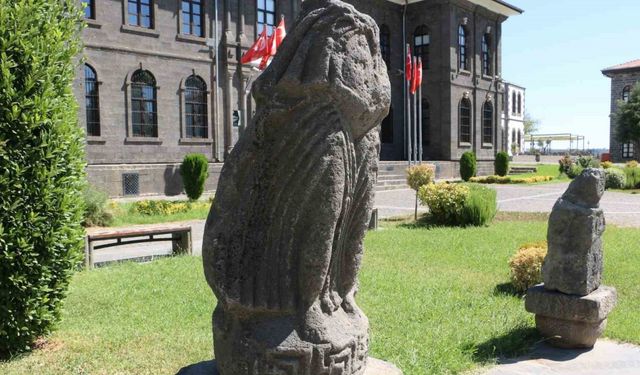 Diyarbakir'de 3 kıymetli eser kalıcı olarak sergilendi