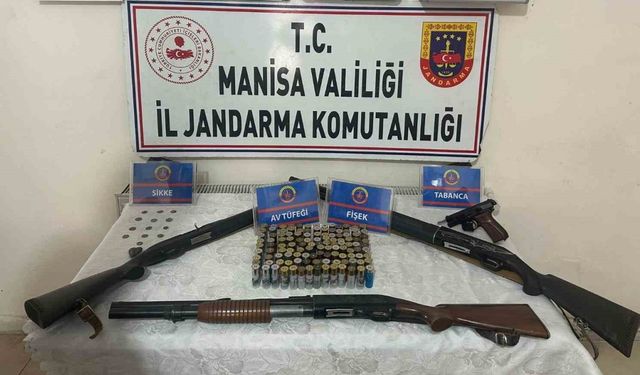 Jandarmadan silah ve tarihi eser operasyonu