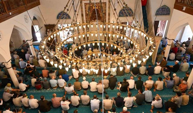Ketenci Ömer Paşa Camii yeniden ibadete açıldı