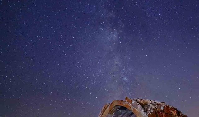 Samanyolu’nun ışıltısı Tatvan’da tarihle buluştu