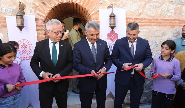 Tarihi Çifte Hamam restore edilerek ziyarete açıldı