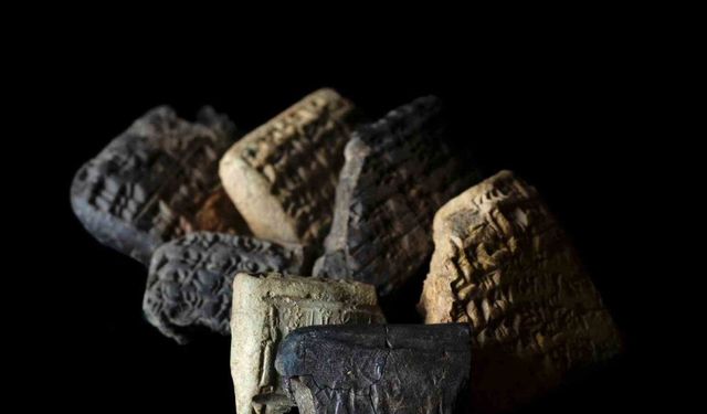 Höyük’te M.Ö. 1500’lere ait çivi yazılı tabletler bulundu