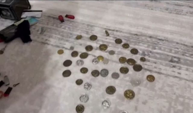 Ağrı’da sahte dolar ve tarihi eser operasyonunu