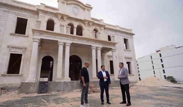 Tarihi valilik binasında restarasyon çalışmaları sürüyor