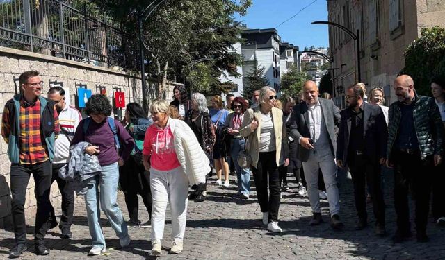 Talas’ta Finlandiya heyetine tarihi gezi