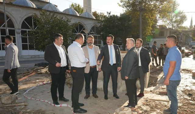 Yenişehir’e yeni meydan ve tarihi çeşme