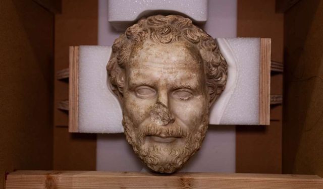 Boubon'un Kayıp İmparatoru, Türkiye'ye dönüyor