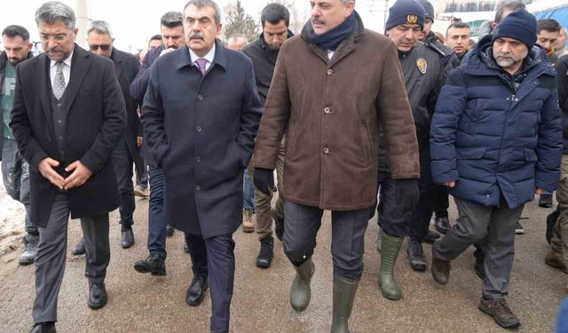 Yangında ölü sayısı 2'ye yükseldi