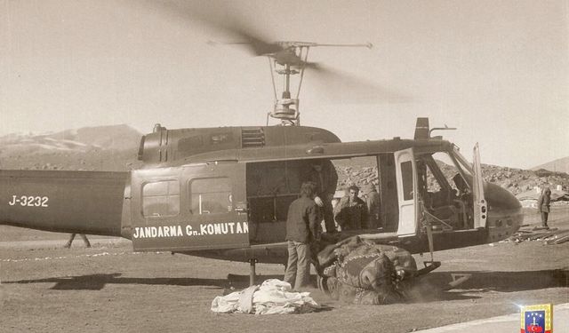 Çaldıran depreminin 50'nci yılında jandarmadan tarihi helikopter paylaşımı