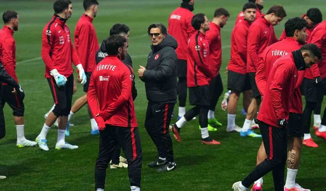 A Milli Futbol Takımı, Romanya maçının hazırlıklarını sürdürdü