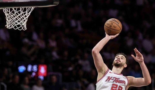 Alperen Şengün, hem Houston Rockets hem de NBA tarihine geçti