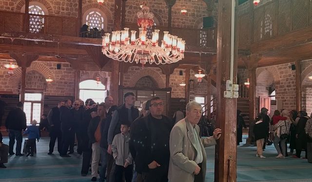Beypazarı'nda Sakal-ı Şerif tarihi camide ziyarete açıldı