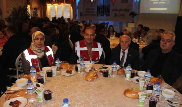Kayseri Vakıflar Bölge Müdürlüğü'nden her gün 2 bin 500 kişilik iftar yemeği