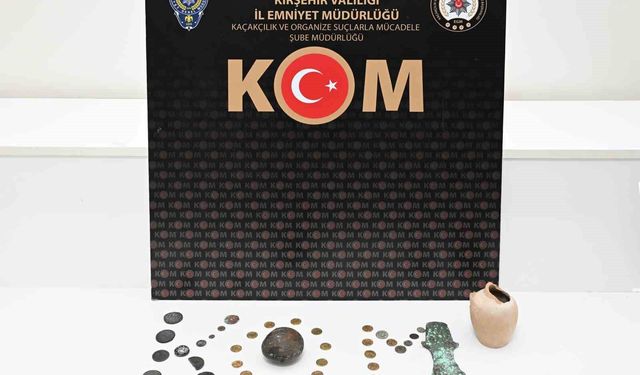 Kırşehir'de tarihi eser operasyonu: 38 parça eser ele geçirildi