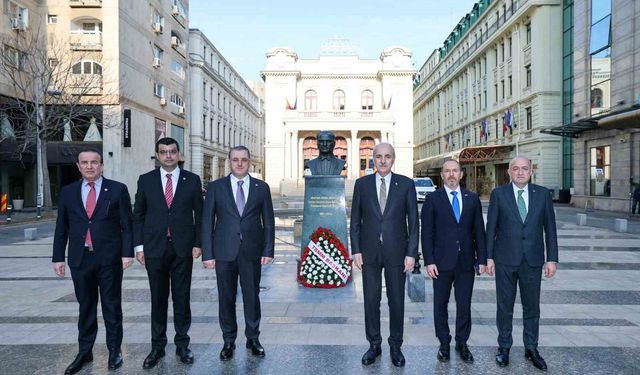 TBMM Başkanı Kurtulmuş, Romanya'da Atatürk Anıtı'nı ziyaret etti