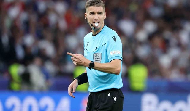 Türkiye - Romanya maçını François Letexier yönetecek