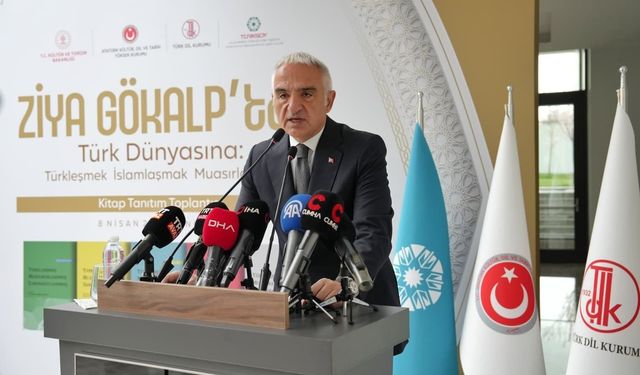 Bakan Ersoy: 'Bir olduğumuzu unutturmak için tarihimize, kültürümüze saldırdılar'