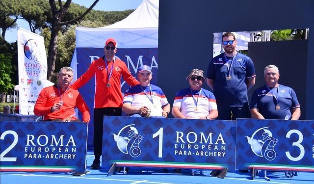 Denizlili milli sporcu Roma'da iki gümüş madalya kazandı