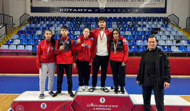 Pazarlar Spor Lisesinden tarihi rekor
