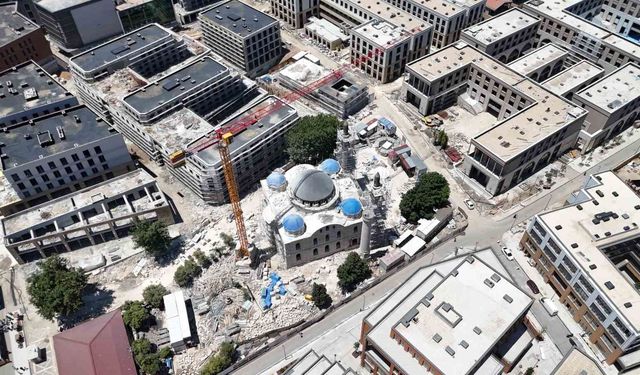 Depremde yıkılan Malatya'nın simgesi Yeni Cami'de restorasyonda sona yaklaşıldı