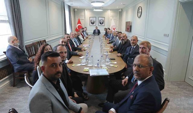 Roman toplumunun beklenti ve talepleri Bakanlık'ta ele alındı