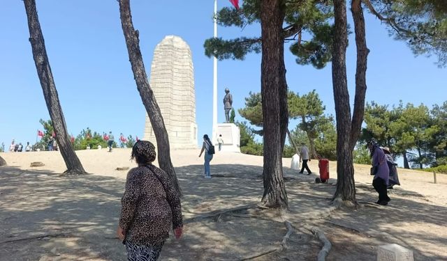 Sarıgöllü kadınlar tarihin izinde Çanakkale'yi gezdi