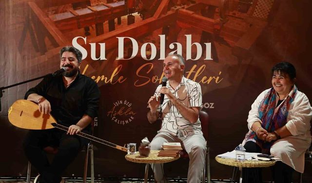 Tarihi Su Dolabı'nda Neşet Ertaş türküleri seslendirildi