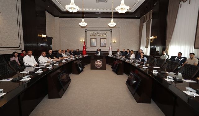 Vali Masatlı başkanlığında Antakya tarihi kent merkezi toplantısı gerçekleştirildi