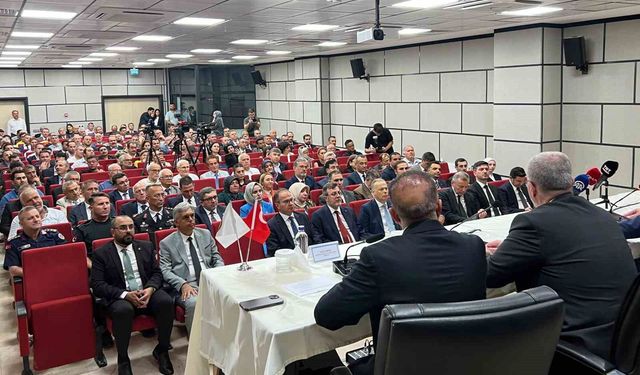 Bakan Bolat: '2025 yılı itibarıyla mal ihracatımızı 273,2 milyar dolara yükselterek Cumhuriyet tarihimizin en yüksek ihracat seviyesine ulaştık'