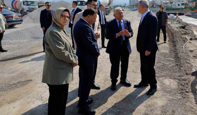 Kayseri protokolü, Kartal Katlı Kavşağı ile fosil müzesini inceledi