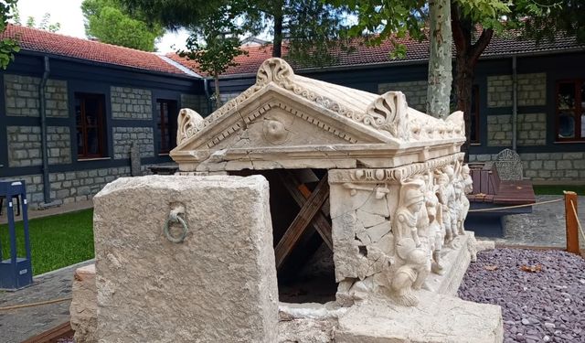 Çivril'in tarihi hazinesi Amazonlar lahdi