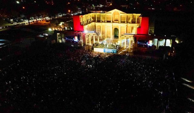 Dünya mirası Sardes'te tarihi konser
